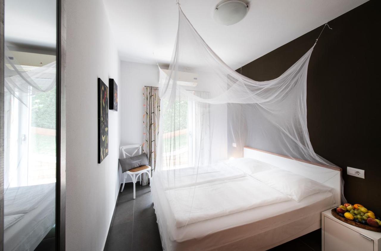 Villa Claudia Kaštelir Esterno foto