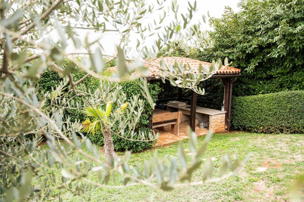 Villa Claudia Kaštelir Esterno foto