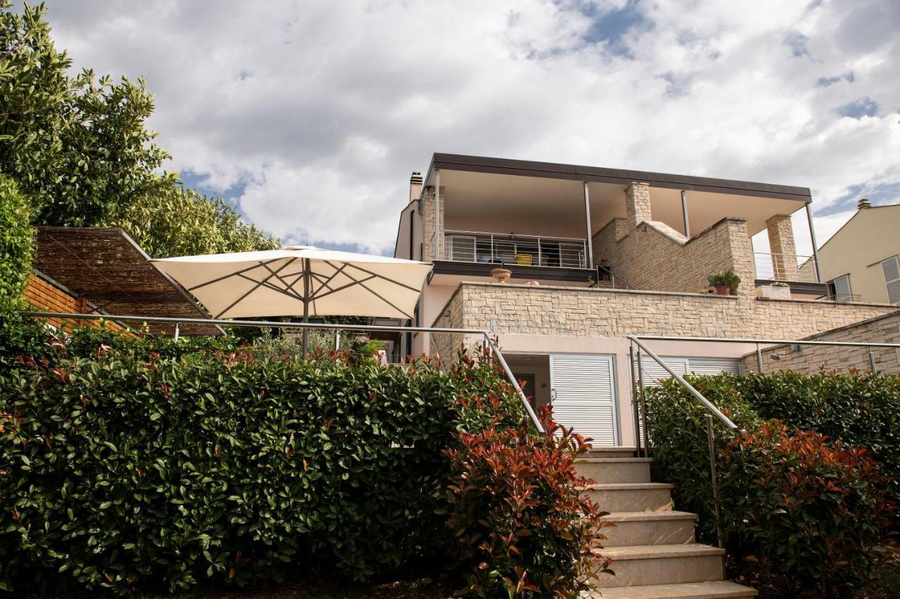 Villa Claudia Kaštelir Esterno foto