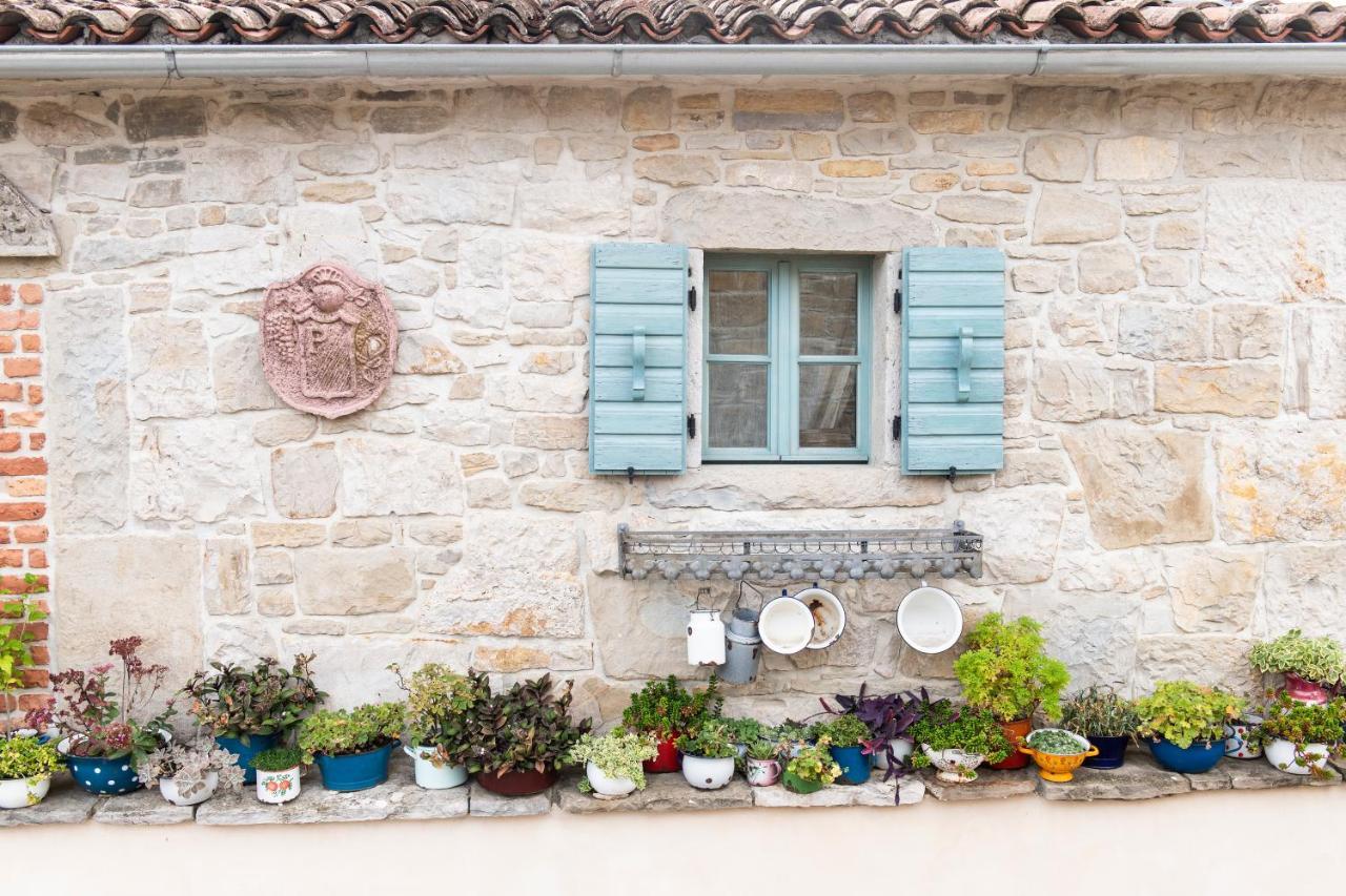 Villa Claudia Kaštelir Esterno foto